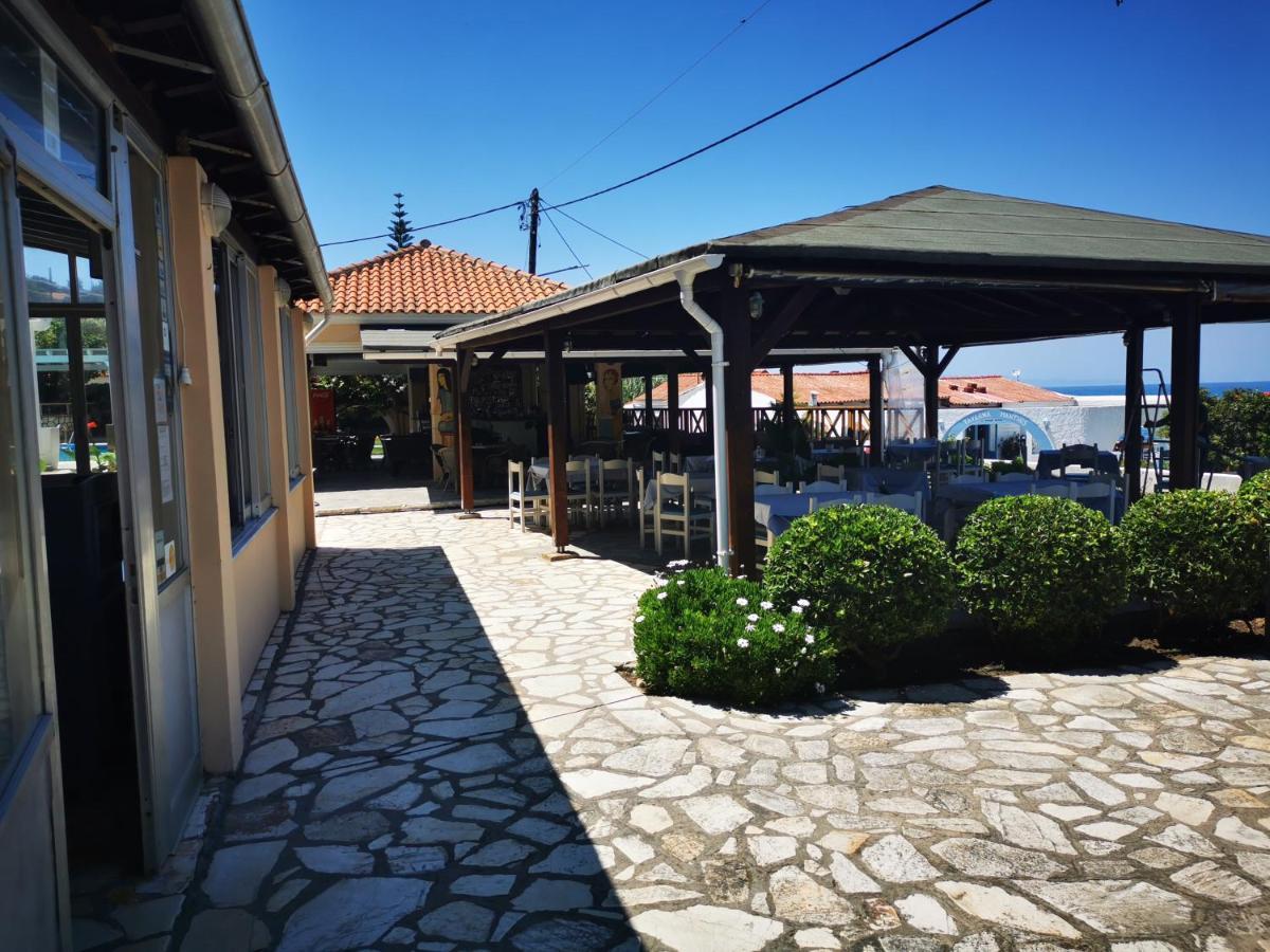 Nafsika Hotel Агиос Стефанос Экстерьер фото