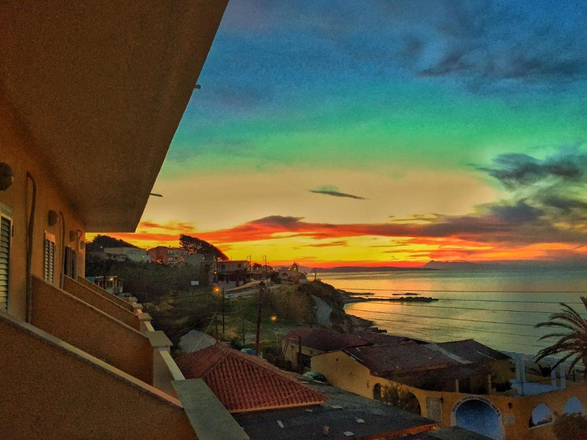 Nafsika Hotel Агиос Стефанос Экстерьер фото